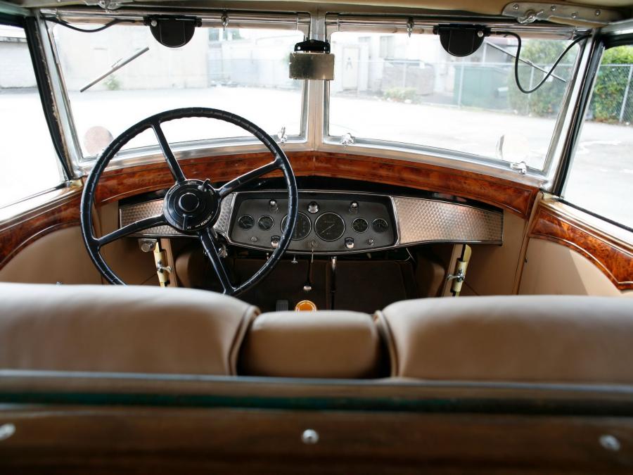  Cadillac V16 All-Weather Phaeton by Fleetwood 1930 года  (фото 7 из 26)